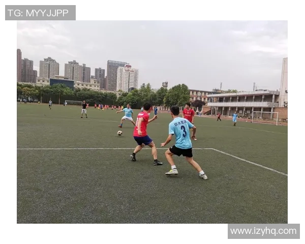 足球黑白好在场上交锋的激情与友谊共舞的美丽瞬间